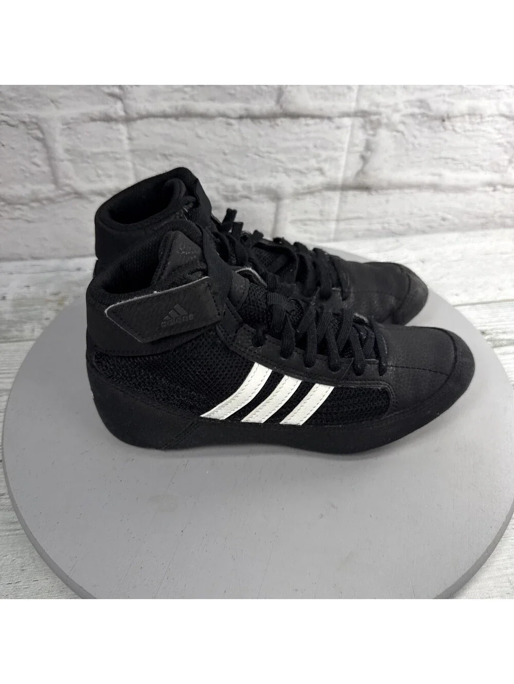 Adidas Athletic Wrestling Shoes Black White Youth Size 4 AQ3327